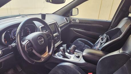 Manama, Vehicles, Cars & Trucks , BHD 7800,  Jeep Grand Cherokee Trail Hawk,  2018,  Automatic,  146000 KM,   For Sale