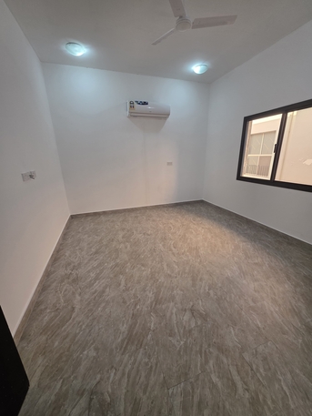 Arad, Apartments/Houses, BHD 270,  3 BR,  Flat With Ewa And AC For Rent In Arad