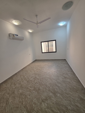Arad, Apartments/Houses, BHD 270,  3 BR,  Flat With Ewa And AC For Rent In Arad