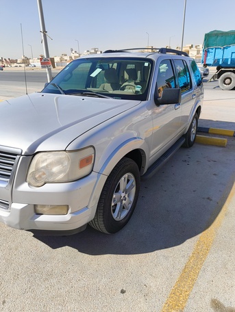 Riyadh, Vehicles, Cars & Trucks , SAR 15500,  Ford Explorer XLT,  2009,  Automatic,  256300 KM,    Family Used Car