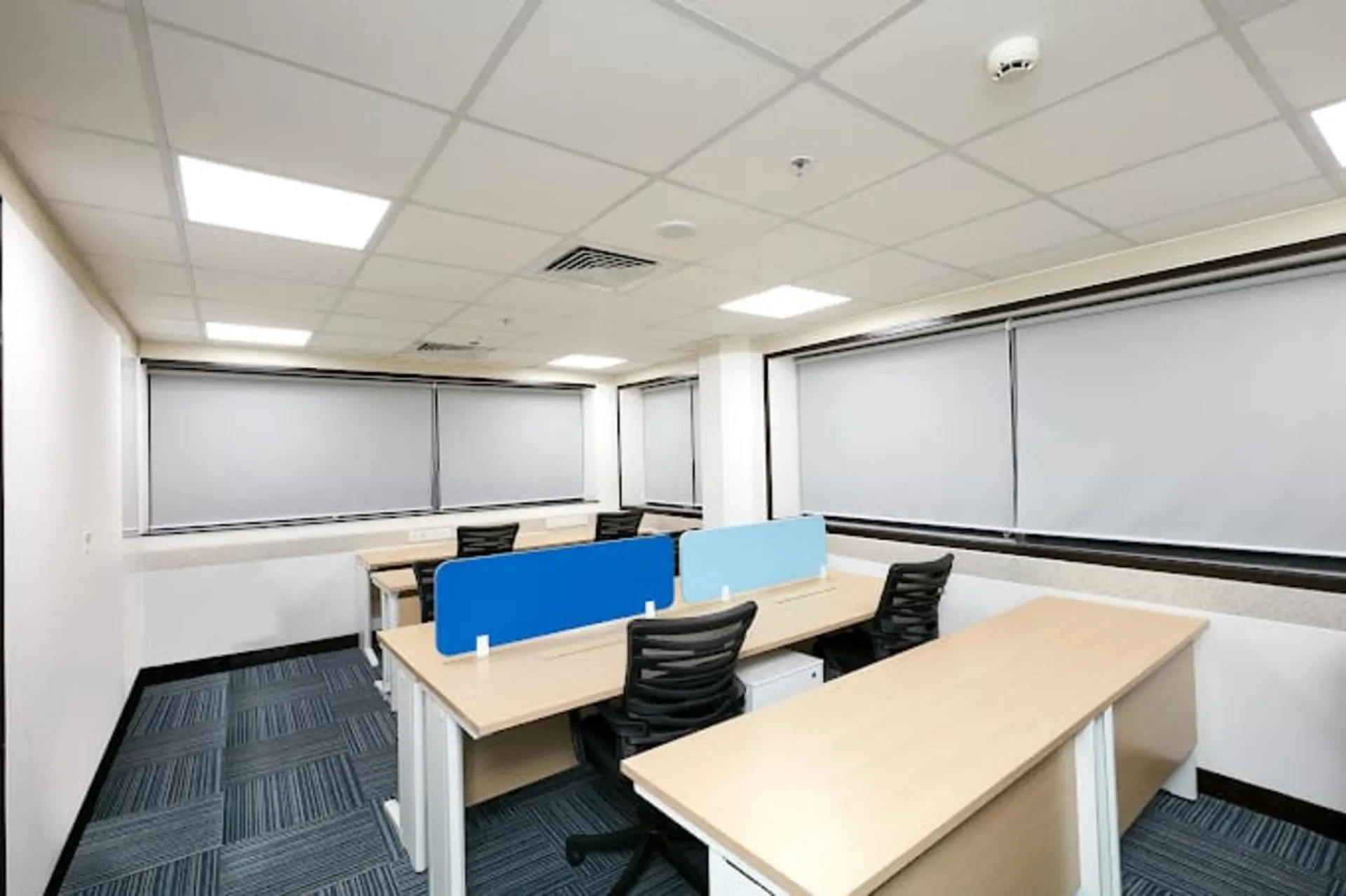 Noida, Offices, INR 4999,  Coworking Space In Noida Sector 62 &ndash; Flexible Offices For Teams By Qdesq