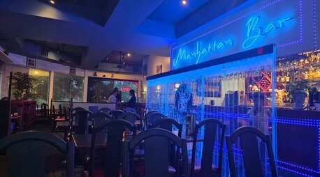 Toronto, Food & Drink, New York New York Greek Restaurant