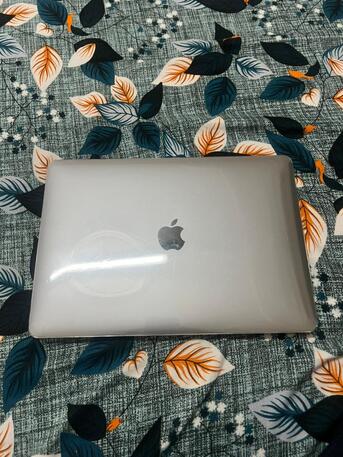 Jubail, Computers, SAR 1900,  MacBook M1 2020