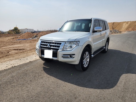Al Malaz, Vehicles, Cars & Trucks , SAR 43000,  Mitsubishi Pajero 3.8 V6 Engine,  2016,  Automatic,  257 KM,  Mitsubishi Pajero  Model, 3.8 V6 Engine. Good Condition