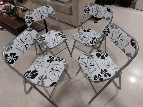 Riyadh, Furniture, SAR 110,  Folding Chairs (set Of Four; Mi Casa Brand)