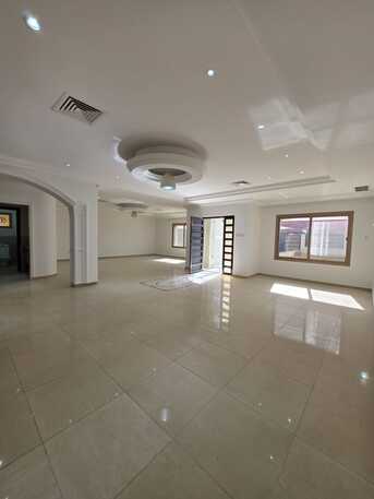 Kuwait City, Apartments/Houses, KWD 1500/month,  5 BR,  Luxury Villa For Rent In Al Manqaf - Upscale Residence With Private Pool