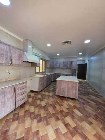 Kuwait City, Apartments/Houses, KWD 1500/month,  5 BR,  Luxury Villa For Rent In Al Manqaf - Upscale Residence With Private Pool