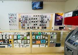 Vancouver, Technical, TECH-HUT - CELLPHONE REPAIR, MacBook REPAIR - COMMERCIAL Dr