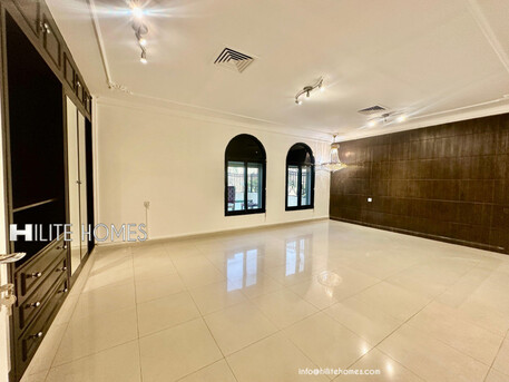Kuwait City, Apartments/Houses, KWD 1250/month,  3 BR,  Floor With Terrace For Rent In Salwa