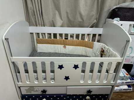 Juffair, Baby & Kid Stuff, BHD 15,  Belis Convertible Baby Bed With Drawers 0M 6Y 60X