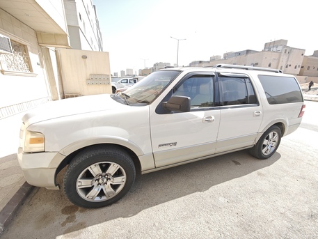 Riyadh, Vehicles, Cars & Trucks , SAR 18000,  Ford Expedition EL,  2008,  Automatic,  288000 KM,