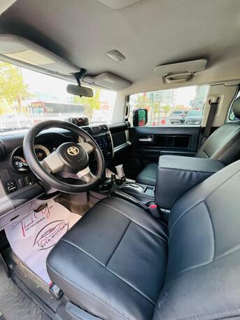 Ras Rumman, Vehicles, Cars & Trucks , BHD 11,  Toyota FJ Cruiser,  2011,  Automatic,  208000 KM,  FJ CRUISER