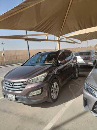 Hara, Vehicles, Cars & Trucks , SAR 38000,  Hyundai Santa Fe,  2015,  Automatic,  220000 KM,    &ndash; Full Option &ndash; For Sale