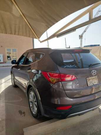 Hara, Vehicles, Cars & Trucks , SAR 38000,  Hyundai Santa Fe,  2015,  Automatic,  220000 KM,    &ndash; Full Option &ndash; For Sale