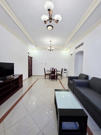 Juffair, Apartments/Houses, BHD 250/month,  Furnished,  1 BR,  -Very Neet & Clean Fully Furnished 1 BHK Family Flat With Ewa & Parking WiFi @250/BD Juffa