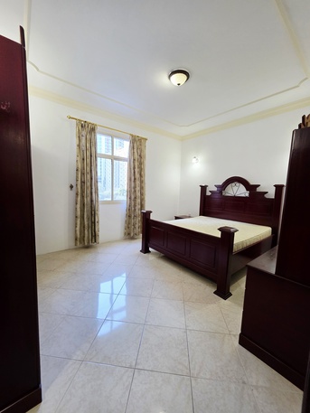 Juffair, Apartments/Houses, BHD 250/month,  Furnished,  1 BR,  -Very Neet & Clean Fully Furnished 1 BHK Family Flat With Ewa & Parking WiFi @250/BD Juffa