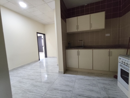 East Riffa, Apartments/Houses, BHD 170/year,  1 BR,  East Riffa:- Spacious Semifurnished Studio Flat On Rent With Unlimited Ewa..
