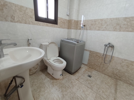 East Riffa, Apartments/Houses, BHD 170/year,  1 BR,  East Riffa:- Spacious Semifurnished Studio Flat On Rent With Unlimited Ewa..