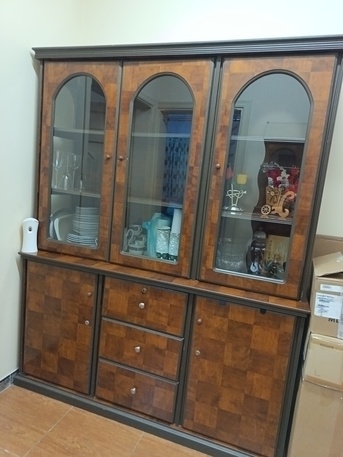 Al Faisaliyah, Furniture, SAR 450,  Wooden Crockery Cabinet