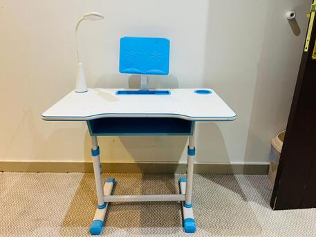 Al Malaz, Appliances, SAR 123,  Treadmill And Kids Study Table With Chair For Sale
