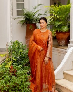 Mumbai, Clothing & Accessories, Pant Suits For Women &ndash; Power Dressing With Modern Elegance