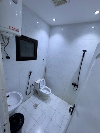 Al Hamra, Bedspace Available, SAR 1500/month,  Shared Room Bedspace Available