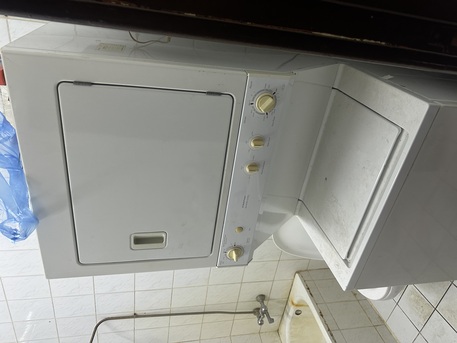 Al Malaz, Heavy Equipment, SAR 2500,  Washing Machine /GE Double Decker Heavy Duty Laundry