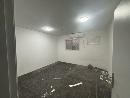 Al Malaz, Apartments/Houses, SAR 8000/month,  1 BR,  Hi I Have A 1BHK I&rsquo;m Staying With Family With Private Open Terrace Available. &bull; Location: