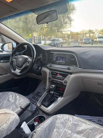 Riffa, Vehicles, Cars & Trucks , BHD 3400,  Hyundai Elantra 2.0,  2017,  Automatic,  167000 KM,