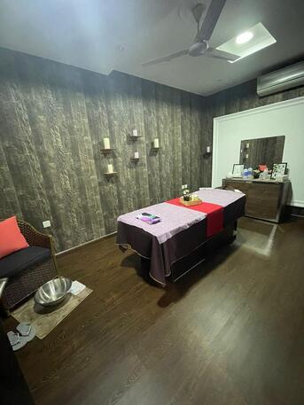 Riffa, Health & Beauty Items, BHD 4950,  Fully Equipped Ladies Salon For Sale In Riffa Alhajiyat