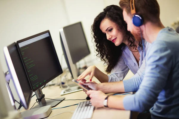 Berlin, Software Development, SAP System Decommissioning & Legacy Data Archiving &mdash; AvenDATA Enterprise Solution