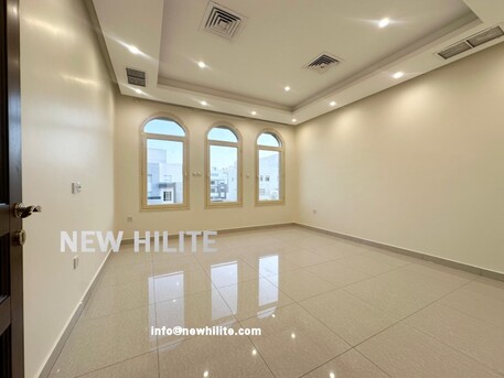 Kuwait City, Villas, KWD 850, Spacious 4-Bedroom Floor For Rent In Abu Fathira