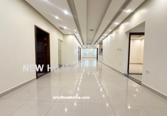 Kuwait City, Villas, KWD 850, Spacious 4-Bedroom Floor For Rent In Abu Fathira