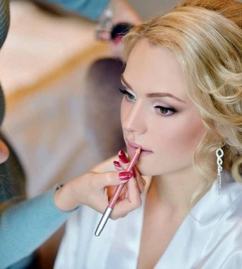 Toronto, Beautician, What&rsquo;s Included In Party Makeup Services In Brampton?