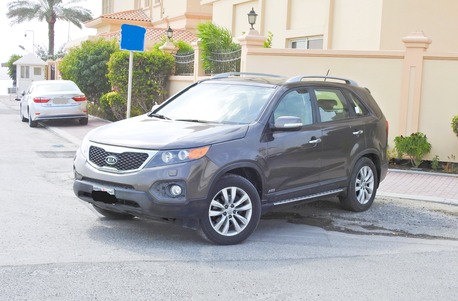 Manama, Vehicles, Cars & Trucks , BHD 100,  Kia Sorento,  2012,  163000 KM,    Model Excellent Condition FOR SALE