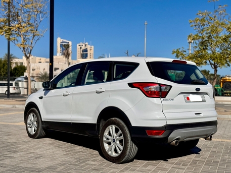 Manama, Vehicles, Cars & Trucks , BHD 3800,  Ford Escape,  2019,  Automatic,  125000 KM,  Single Owner Call: 33662799