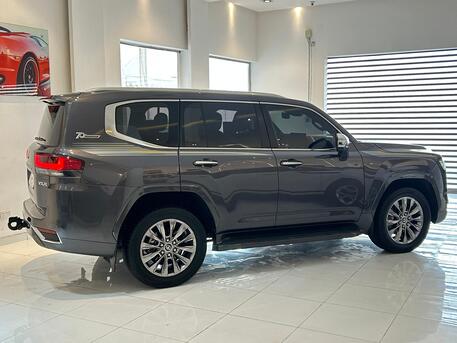East Riffa, Vehicles, Cars & Trucks , BHD 24300,  Toyota Land Cruiser,  2022,  Automatic,  138000 KM,   VXR TWIN TURBO MODEL   FOR SALE