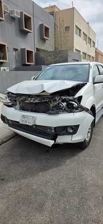 Riyadh, Vehicles, Cars & Trucks , SAR 34000,  Toyota Fortuner - 2wh Drive Automatic,  2013,  Automatic,  360000 KM,  Toyota Fortuner 2 Wh. Drive  ( Accident Condition ) For Sale
