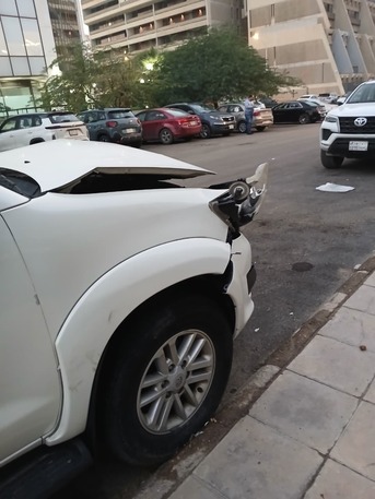Riyadh, Vehicles, Cars & Trucks , SAR 34000,  Toyota Fortuner - 2wh Drive Automatic,  2013,  Automatic,  360000 KM,  Toyota Fortuner 2 Wh. Drive  ( Accident Condition ) For Sale