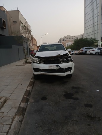 Riyadh, Vehicles, Cars & Trucks , SAR 34000,  Toyota Fortuner - 2wh Drive Automatic,  2013,  Automatic,  360000 KM,  Toyota Fortuner 2 Wh. Drive  ( Accident Condition ) For Sale