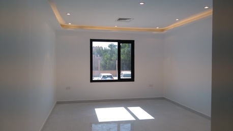 Kuwait City, Apartments/Houses, KWD 350/month,  Studio,  Nice 3 Bedroom Apartment For Rent In Egaila. Close To Aum, Gate Mall.