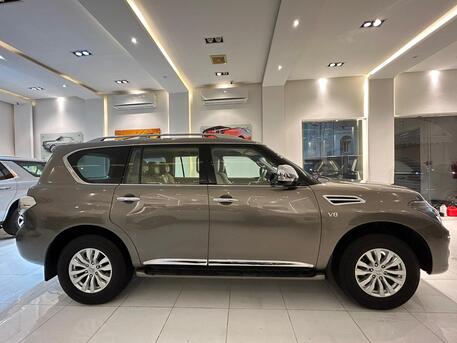 East Riffa, Vehicles, Cars & Trucks , BHD 5400, Nissan Patrol SE, 2013, Automatic, 240000 KM,