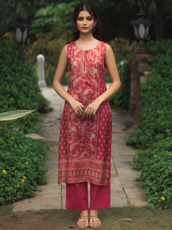 Jaipur, Clothing & Accessories, INR 1479,  Order Trendy Pink Sequined Sleeveless Kurta Set For Women