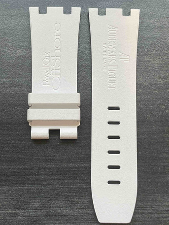 New York, Business, Buy AP Rubber Watch Strap For Sporty Style And Everyday Comfort