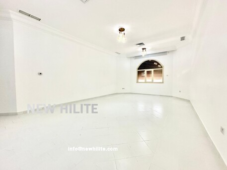 Kuwait City, Apartments/Houses, KWD 550/month, Studio, Spacious 3-Bedroom Apartment For Rentl In Fintas