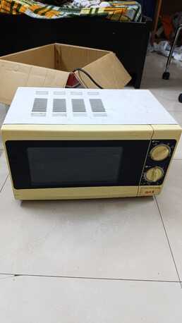 Hoora, Household Items, BHD 30,  Water Dispensor, Chair, Table, Microwave