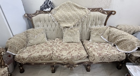 Jeddah, Furniture, SAR 700,  Complete 7-Piece Classic Ornate Living Room Set - Solid Wood