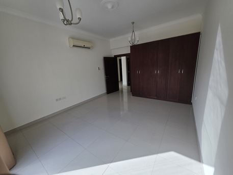 Hidd, Apartments/Houses, BHD 300/month,  Furnished,  2 BR,  BHD:-300/month SEMI FURNISHED 2 BHK APARTMENT FOR RENT IN HIDD -:MUNEEB" *35041493