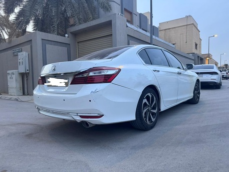 Riyadh, Vehicles, Cars & Trucks , SAR 25000,  Honda Accord,  2014,  Automatic,  285871 KM,