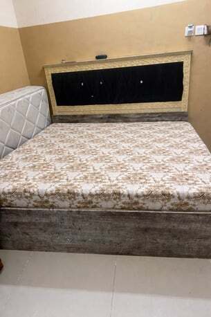 Jeddah, Furniture, SAR 550,  Bed And Cupboard With Medicated Mattress URGENT SALE!!!!!
